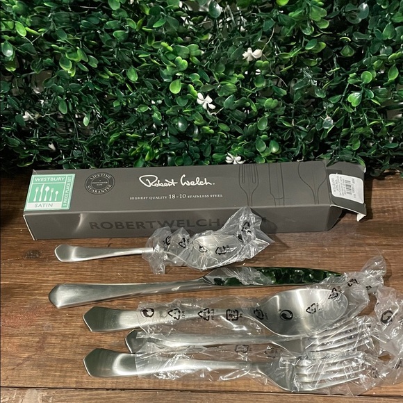 Robert Welch Stainless Steel Cutlery Set - Picture 1 of 6